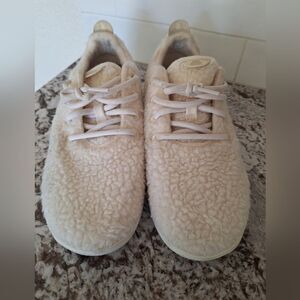 Allbirds release merino wool sneakers‎